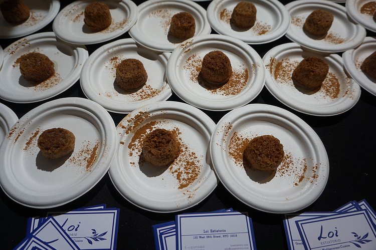 Loi Estiatorio’s Karydopita