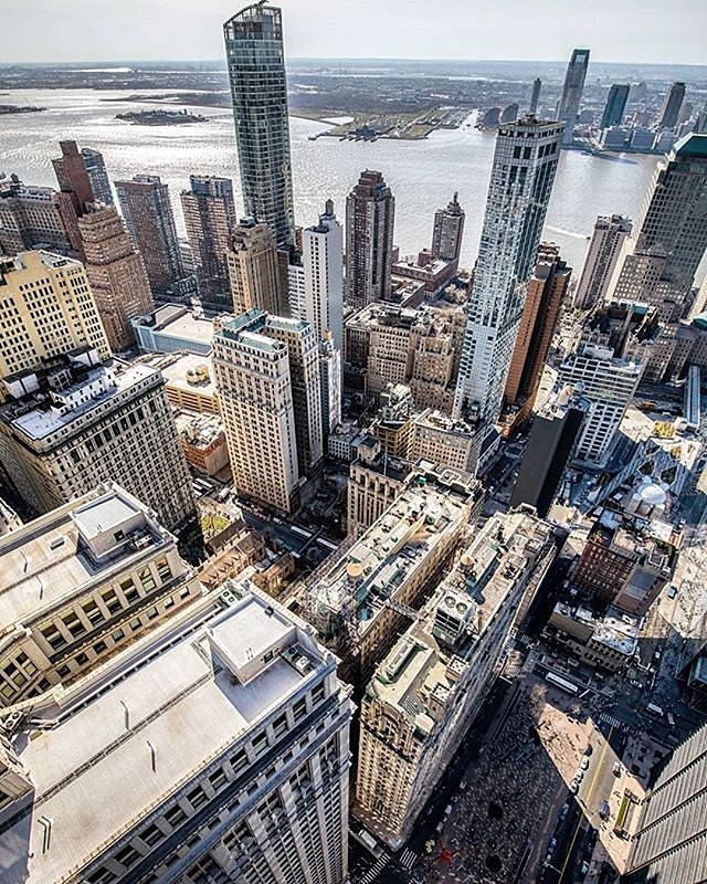 New York, New York. Photo via @lightsensitivity 
#viewingnyc