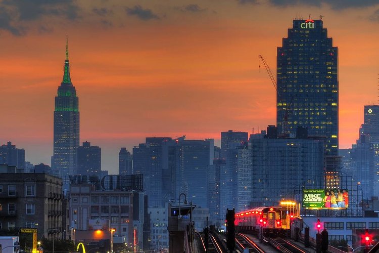 Another sunset shot tonight

07/06/2016

#sunset #empirestatebuilding #citi #queens #nycsunset #7train #sunnyside #nycsubway #transit #nyctransit #railfan #HDR #instagramnyc #nyc_explorers #what_i_saw_in_nyc #ig_nycity #nycprimeshot #newyork_ig #abc7ny #nbc4ny #pix11news #nydngram #fox5ny #timeoutnewyork #seeyourcity #iloveny #nycdotgram #newyork_instagram #icapture_nyc #njshooterz