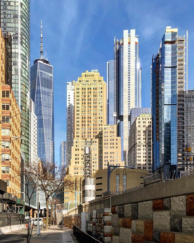 One World Trade Center, 125 Greenwich Street, and 77 Greenwich looking north from the tip of Battery Park, Financial District, Manhattan