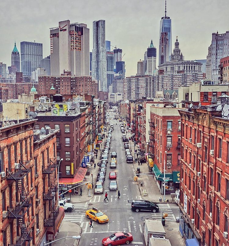 🌆🗽🐲🚕🚗
#newyork #newyorker #newyorkcity #nyc #what_i_saw_in_nyc #wildnewyork #manhattan #freedomtower #snow #worldtradecenter #america #usa #winter #instadaily #instanewyork #reflectiongram #pocket_usa #ig_nycity #nycprimeshot #bigapple #cityscape #onlyinnyc #picoftheday #travelingourplanet #icapture_nyc  #chinatown #beautifuldestinations #instagramnyc #new_york_city_photo #morandoemnovayork