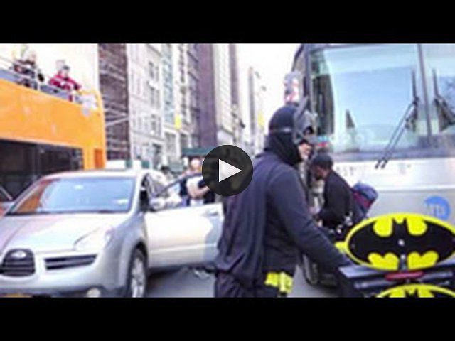 Bootleg Batman To The Rescue: Man In Batman Costume Breaks Up A Bloody Fight In NYC!