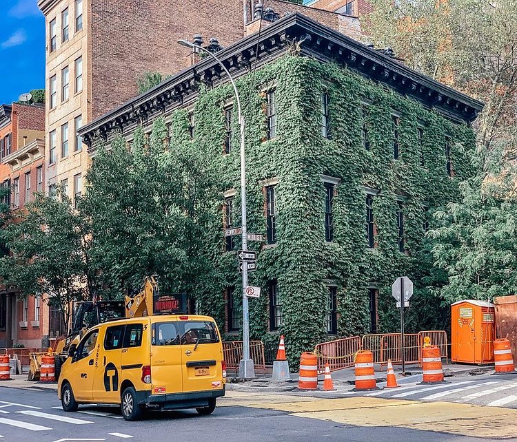 Greenwich Avenue, Manhattan