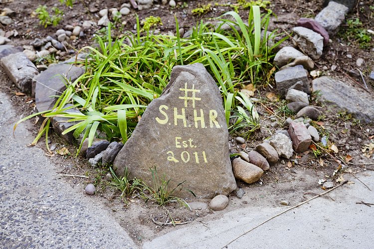 r_140907039_smilin_a