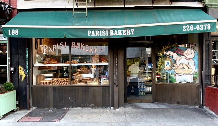 Parisi Bakery in Little Italy