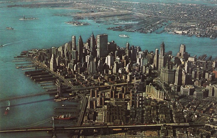 Looking south in 1964 towards the financial district.