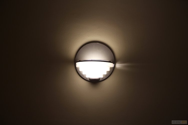 Art Deco Fixtures | Built in 1932, Radio City Music Hall is a prime example of art deco architectural style that has withstood the test of time. With tons of gold, reflective surfaces and geometric design, walking through the venue is a bit like stepping back in time. Most of the fixtures, furniture and ornamentation are original, and any replacements are exact replicas of how the theater looked 80 years ago.

Read more here: <a href="https://viewing.nyc/i-braved-a-walkthrough-of-radio-city-music-hall-meant-for-tourists/" rel="nofollow">viewing.nyc/i-braved-a-walkthrough-of-radio-city-music-ha...</a>