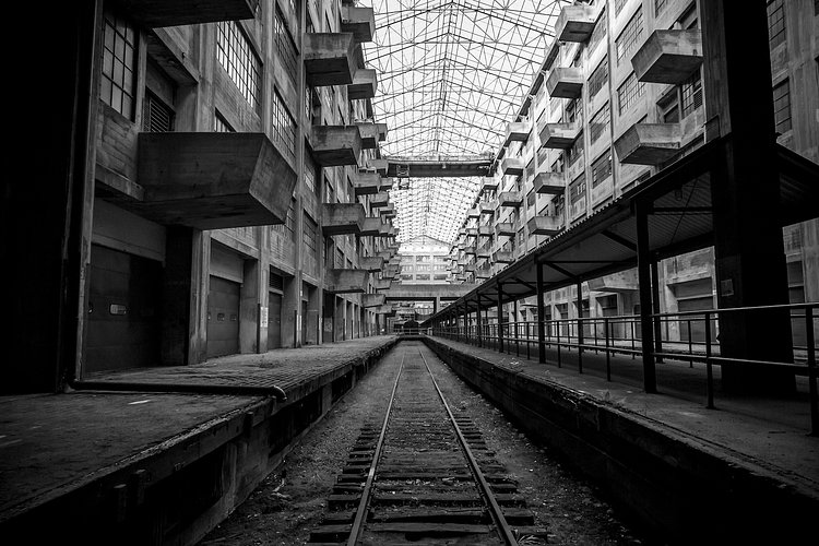 Brooklyn Army Terminal Sunset Park Brooklyn, NY | The Brooklyn Army Terminal was the largest military supply base in the United Stated through World War II.  By the time the base closed in the 1970s, over 3 million soldiers and 37 million tons of military supplies had passed through the terminal.  (Info via Wikipedia).  The Terminal is now used for various commercial and non-profit uses.  I was there for an Open Studio event sponsored by the Chashama organization, a group which connects artists with affordable studio space.

Follow James Prochnik Photography on Facebook here:
<a href="https://www.facebook.com/jamesprochnikphotography" rel="nofollow">www.facebook.com/jamesprochnikphotography</a>
