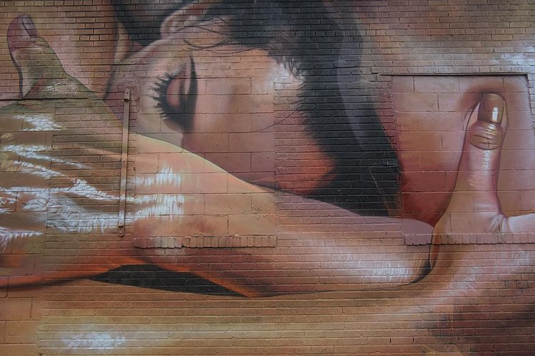 #closeup Bushwick is for lovers! #family @thebushwickcollective #bushwickcollective #bushwickstreerart #case_maclaim #bkstreetart