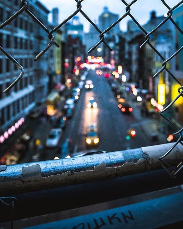 Chinatown, Manhattan. Photo via @craigsbeds #viewingnyc #newyork #newyorkcity #nyc