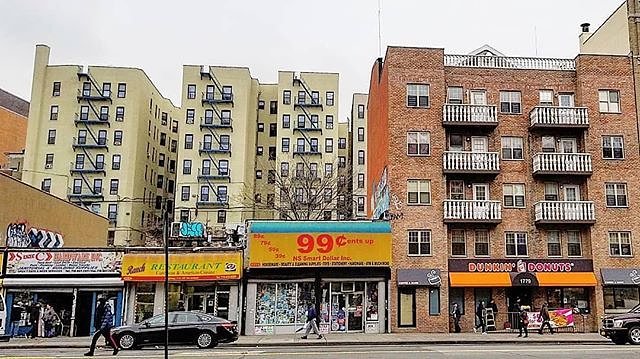 The Bronx, New York. Photo via @fromthebronx #viewingnyc #newyork #newyorkcity #nyc #bronx