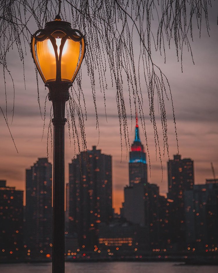 Light up as if you have a choice.
.
Tag a friend you'd like to take a stroll here with 🚶🏻🚶🏻🚶🏻🚶🏻🚶🏻
.
—•—•—•—•—•—•—•—•—•—•—•—•—•—•—•—
.
#nyc #newyorkcity #newyork #manhattan #earthpix #beautifuldestinations #huffpostgram #streetdreamsmag #tlpicks #nbc4ny #awesomeearth #fantastic_earth #earthdeluxe #earthpics #bestvacations #topnewyorkphoto #what_i_saw_in_nyc #agameoftones #traveldeeper #ig_nycity #icapture_nyc
.
—•—•—•—•—•—•—•—•—•—•—•—•—•—•—•—