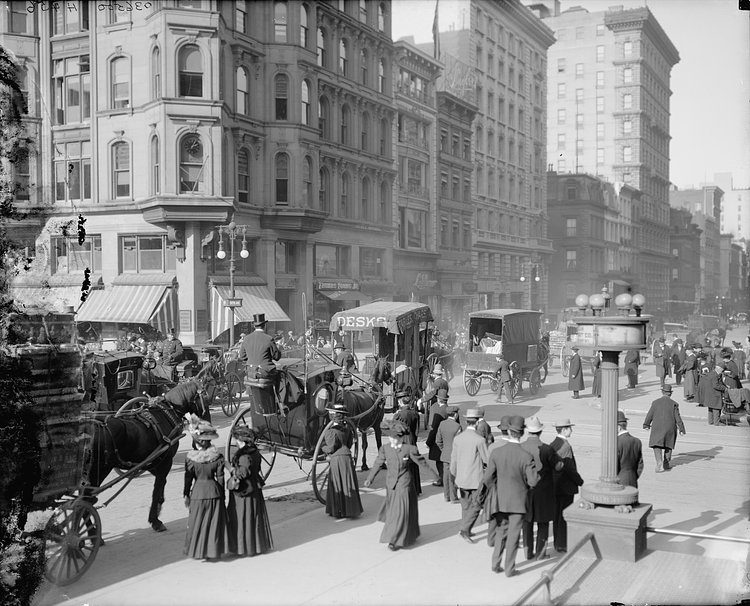 Fifth Avenue & 42nd Street c. 1903 – Crowded Street On A Cold Sunny Day