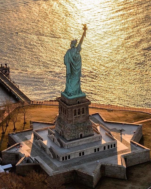 Photo via @killianmoore 
Statue of Liberty

#viewingnyc