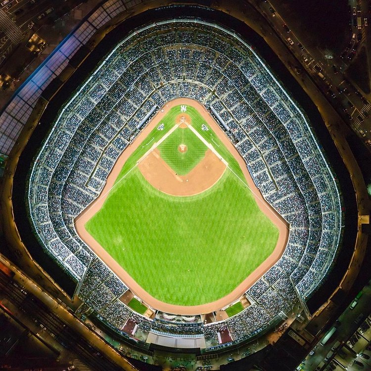 Yankee Stadium, Concourse, Bronx