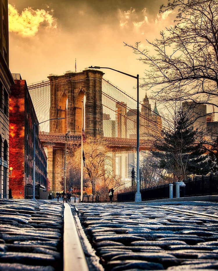 Brooklyn Bridge from DUMBO, Brooklyn