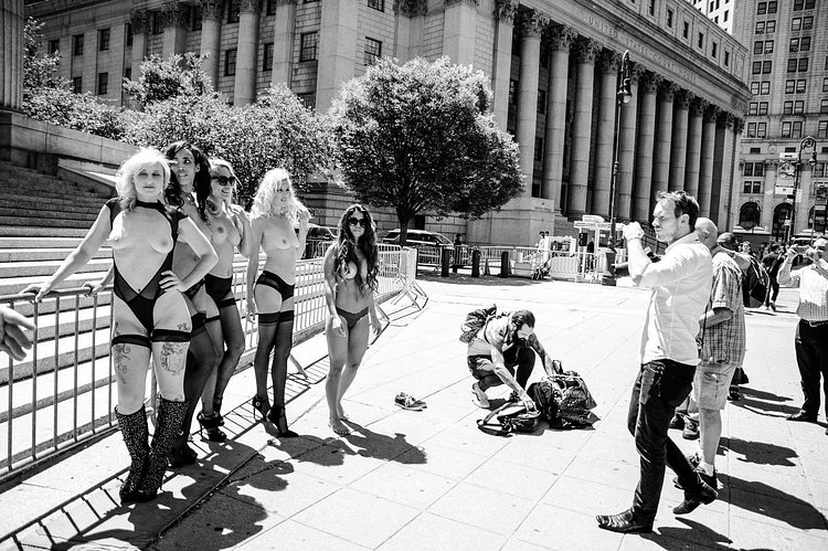 Banned ESB Photographer Protests By Shooting Topless Models at New York Supreme Court [NSFW]