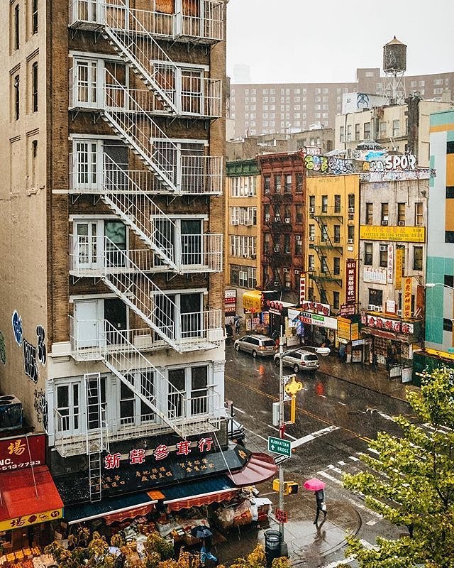 Chinatown, New York. Photo via @doubleshockpower #viewingnyc #newyork #newyorkcity #nyc