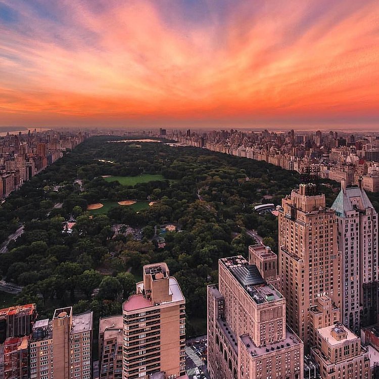 Photo via @fredrikeklundny 
#viewingnyc