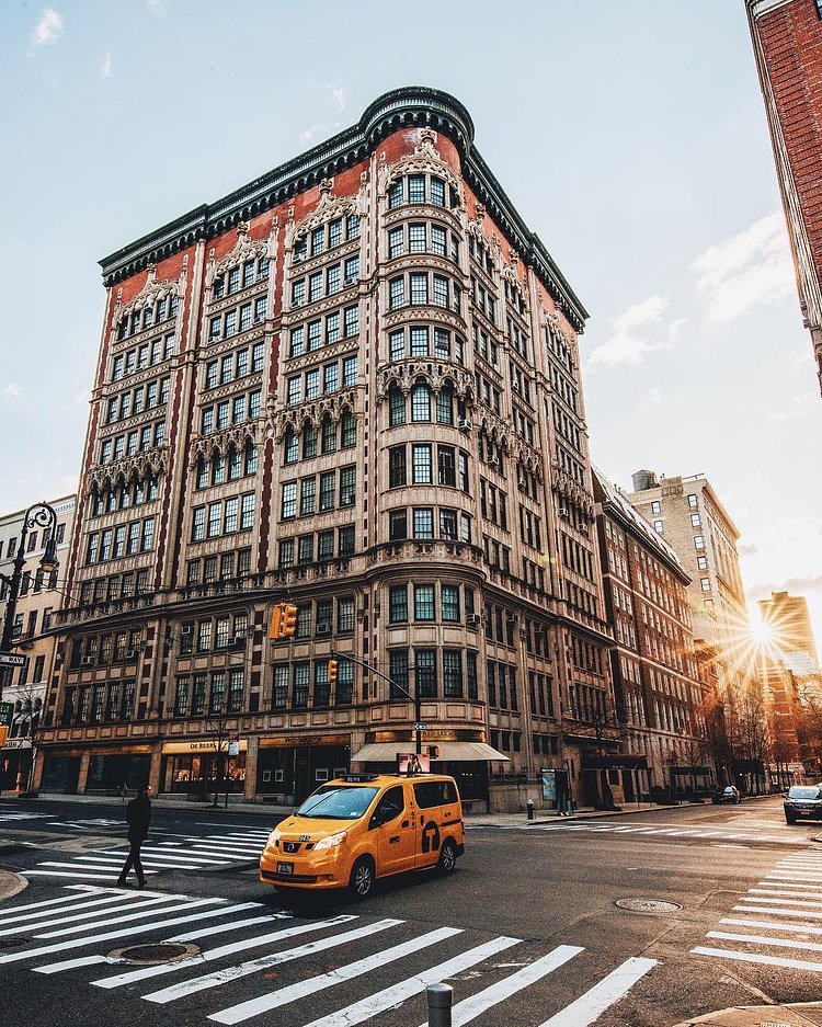 Today's the day... Leaving for Iceland. Couldn't be more stoked right now.

But first... A New York City sunrise.