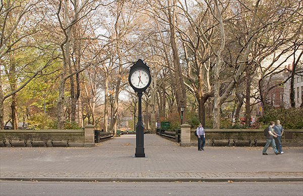 'Confounding' Clock With Rotating Face to Warp Time in Central Park