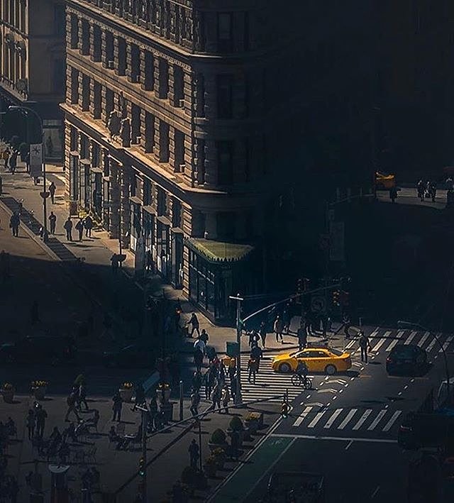 Flatiron Building, New York. Photo via @mindz.eye #viewingnyc