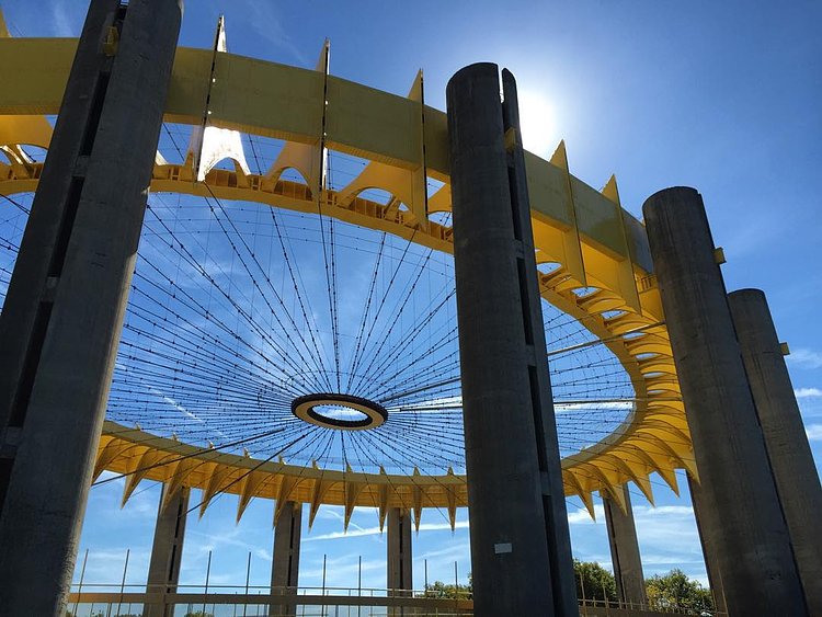 Sun dial. With the fresh paint from this summer it's as if the sun has landed in Queens.  #dopeshotbro #GotToLove_This #kings_transports #LOVES_SKYANDSUNSET #Photooftheday #ShotSoFresh #Super_Americas #top_pointofview #zamanidurdur. #nycprime_ladies #tentoftomorrow #flushingmeadows #flushing #coronapark