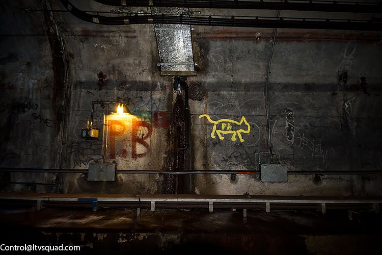 There’s also some worker graffiti, in official MTA maintenance paints.