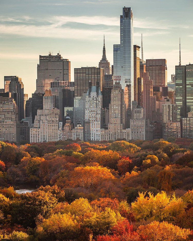 Autumn in New York.
.
I've partnered with @artofvisuals on a set of Lightroom Presets.  Click on the link in my bio! ☝🏼️
.
—•—•—•—•—•—•—•—•—•—•—•—•—•—•—•—
.
#NYC #newyorkcity #manhattan #ig_nycity #gf_nyc #cbviews #igersofnyc #nbc4ny #icapture_nyc #ig_worldclub #ig_mood #instagood #EmpireStateOfMind #exploringtheglobe #beautifuldestinations #thisisnewyorkcity #what_i_saw_in_nyc #topnewyorkphoto #canonbringit #nyc_community #seeyourcity #fox5ny #abc7ny #discovernewyork #loves_nyc #nypostny #timeoutnewyork
.
—•—•—•—•—•—•—•—•—•—•—•—•—•—•—•—