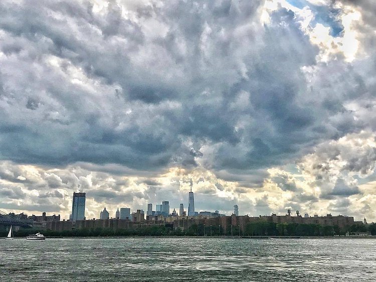Lower Manhattan from Domino Park, Brooklyn