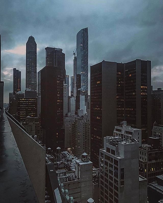 Photo via @visualmemories_ 
#viewingnyc