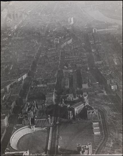 Aerial view of City College and Amsterdam Avenue.