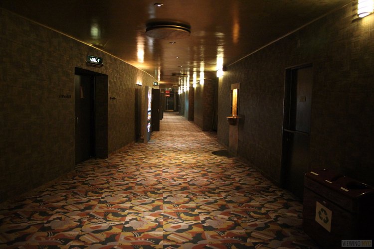 Upper Deck Hallway | Built in 1932, Radio City Music Hall is a prime example of art deco architectural style that has withstood the test of time. With tons of gold, reflective surfaces and geometric design, walking through the venue is a bit like stepping back in time. Most of the fixtures, furniture and ornamentation are original, and any replacements are exact replicas of how the theater looked 80 years ago.

Read more here: <a href="https://viewing.nyc/i-braved-a-walkthrough-of-radio-city-music-hall-meant-for-tourists/" rel="nofollow">viewing.nyc/i-braved-a-walkthrough-of-radio-city-music-ha...</a>