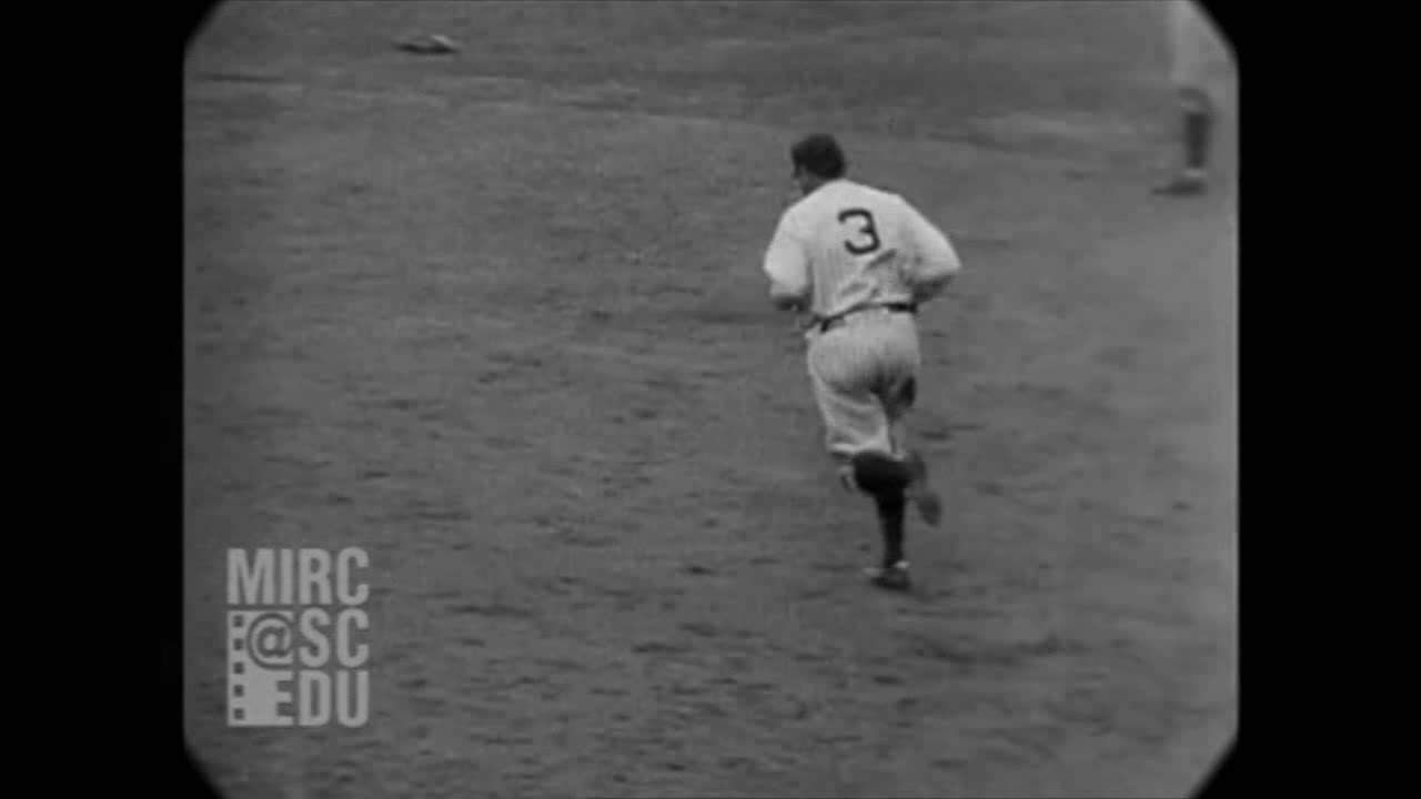 This Vintage Photo Shows New York Yankee Babe Ruth Posing With Fans in ...
