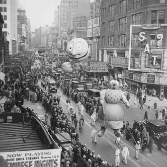 Check Out These Vintage Photographs of the Macy's Thanksgiving Parade