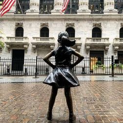 [VIDEO] Ruth Bader Ginsburg Statue Unveiled in Downtown Brooklyn ...