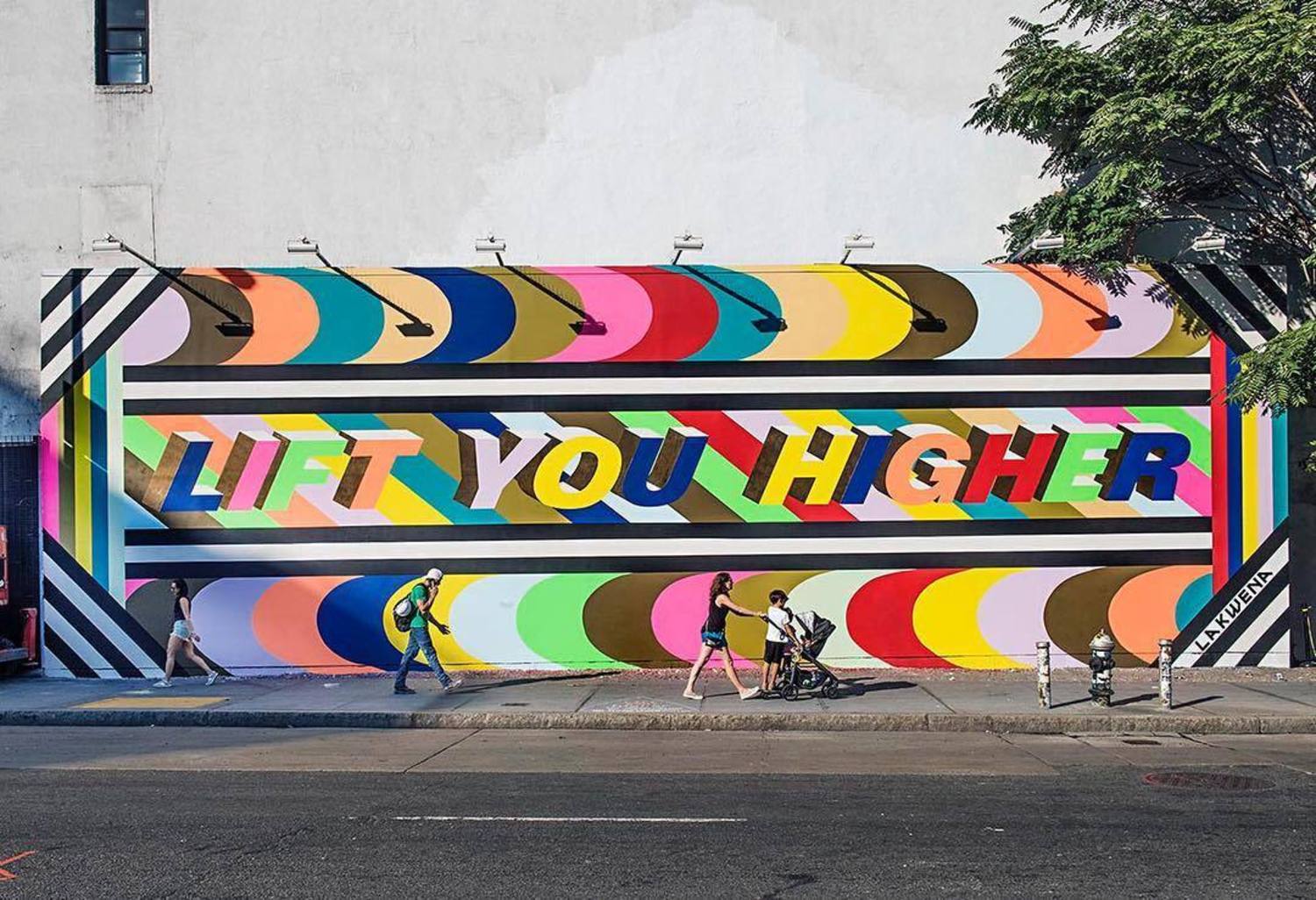 Final piece up on the Bowery wall in New York City!!! Thank you @goldmanglobalarts @instagram for making this happen!!!😁🙌🏾🙌🏾🙌🏾🙌🏾Photo:@marthacoopergram #Lakwena #kindcomments