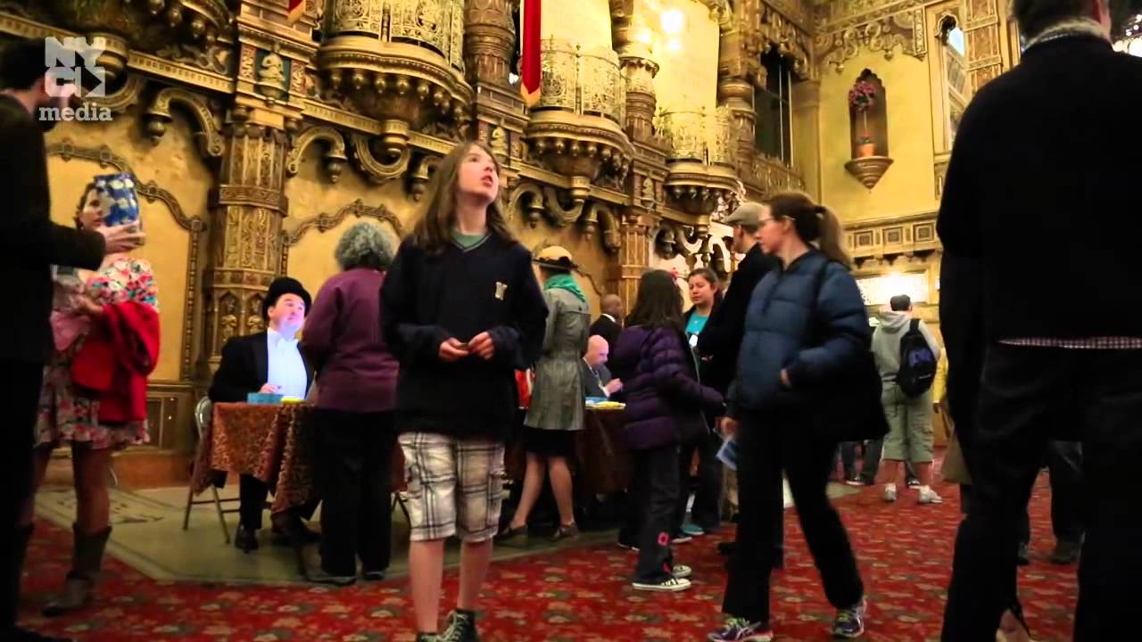 A Visual History Of New York S Taxi Cabs Through The Years Viewing Nyc