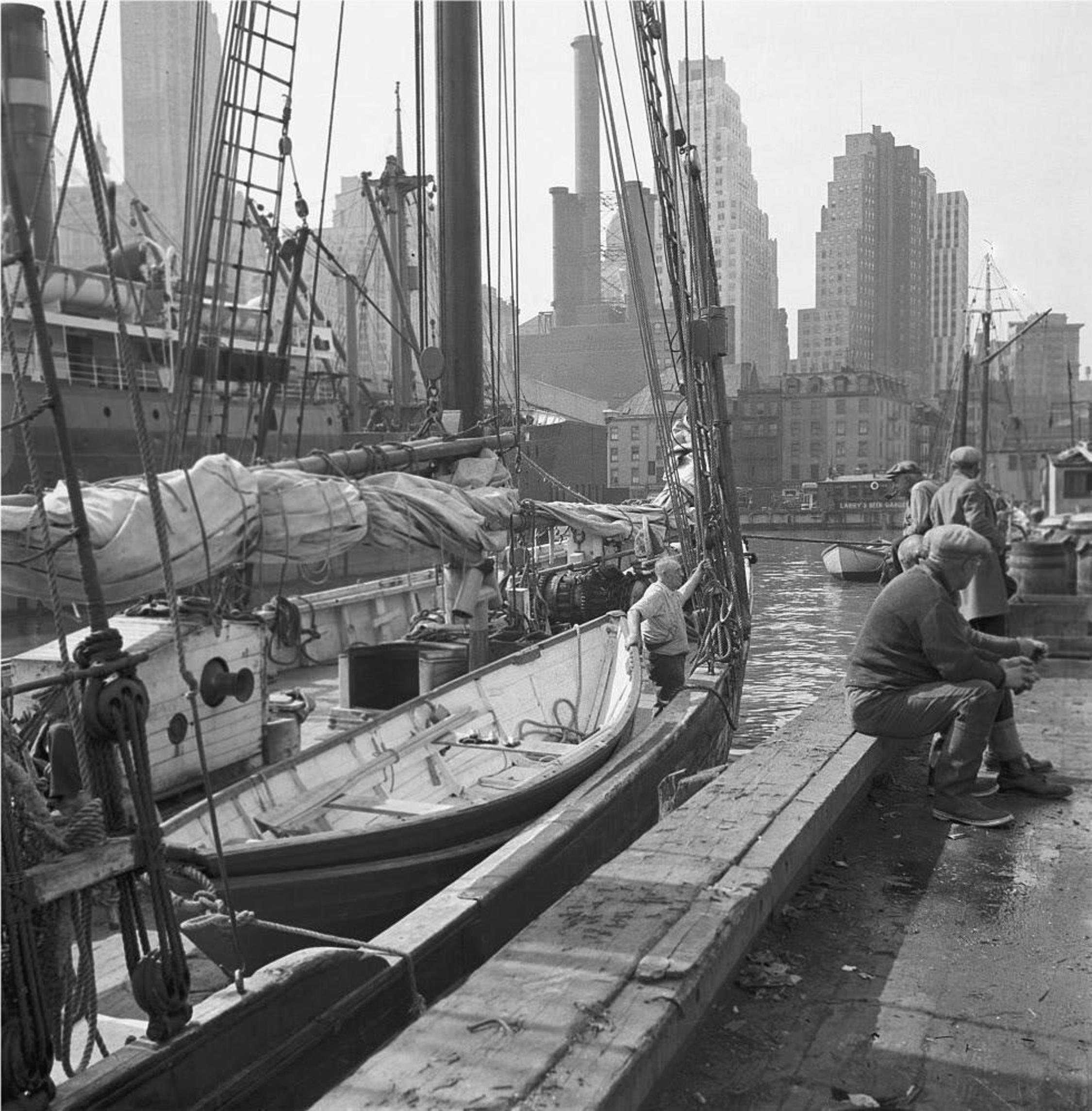 Vintage Photograph Shows Fulton Ferry Landing in Brooklyn Circa 1934 Viewing NYC