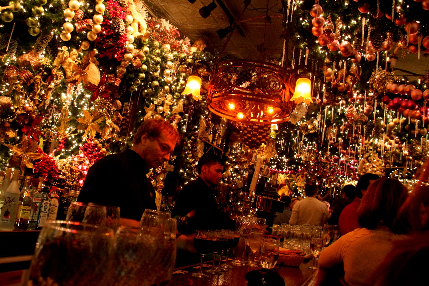 Bartender's at Rolf's - Manhattan, NYC | Thanks to Eater.com for featuring my pic!

<a href="http://ny.eater.com/archives/2011/12/brooklyn_community_boards_new_rule_doh_wtf.php" rel="nofollow">ny.eater.com/archives/2011/12/brooklyn_community_boards_n...</a>


Rolf's is famous for their Christmas decorations