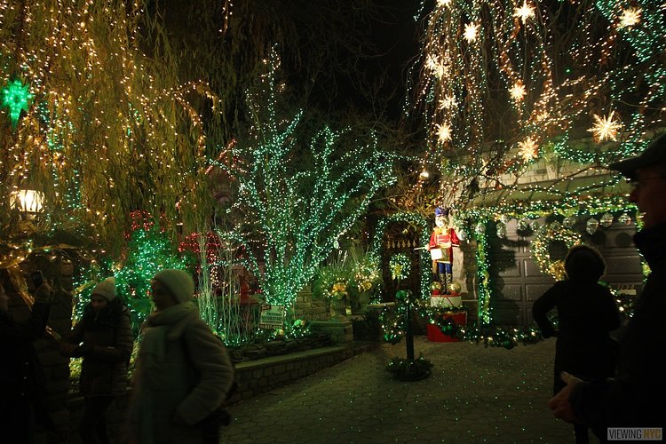 Dyker Heights Christmas Lights | Christmas, 2016
