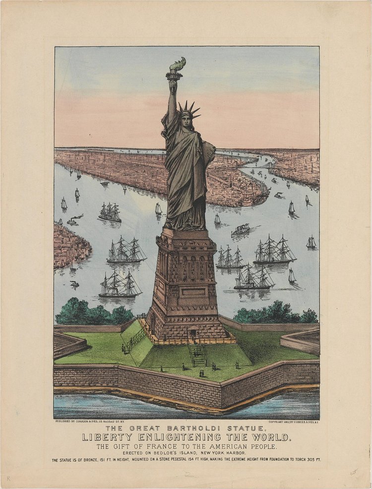 The #StatueofLiberty arrived in New York Harbor from France on this day in 1885. http://t.co/SQfmAz0LkL http://t.co/g2aSaCFEcM