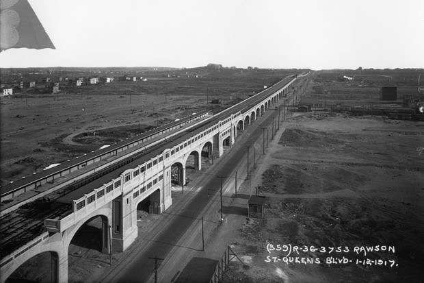 The Queens Boulevard Viaduct in 1916.