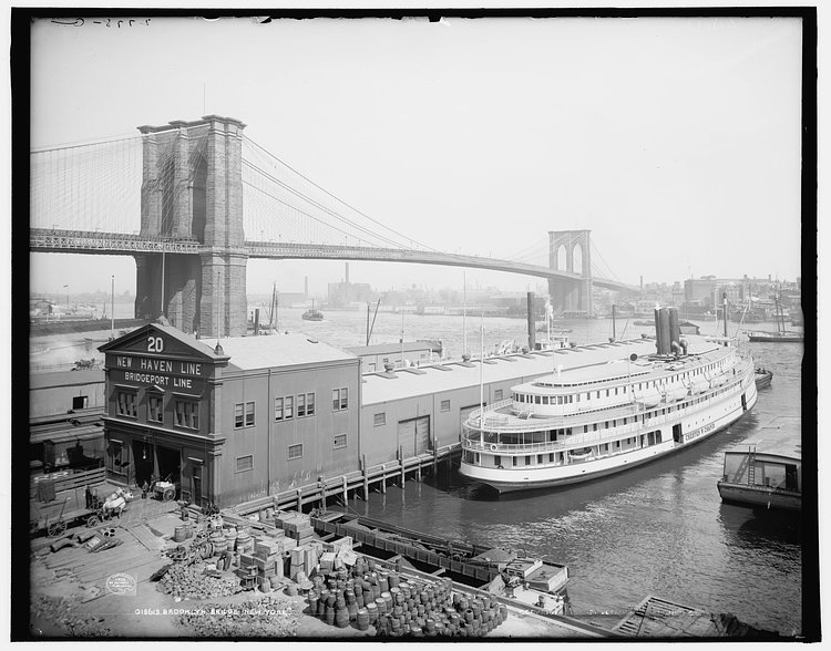 Brooklyn Bridge and Chapin Steamboat, 1905