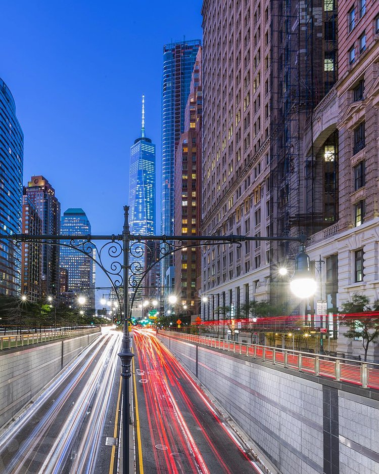 That blue giant!.
Thanks again to you @taraskingram for helping me to discover your city!
An other great spot!! #instragmNYC  #newyorklike #topnewyorkphoto #newyork_instagram #timeoutnewyork #ig_nycity  #nyloveyou  #icapturenyc  #newyork_ig #NYCdotgram #NYCprimeshot #bigapple #vsconyc #ig_nyc #new_york_shots #wildnewyork #Love_nyc #what_i_saw_in_nyc #ilove_newyo #newyorkster #nyc #manhattan #newyork #newyorkcity #instagram #myfeatureshoot #igworldclub #mysecretNYC #seeyourcity