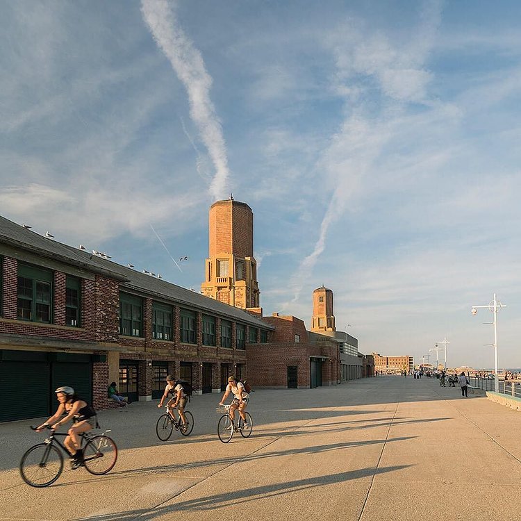 Jacob Riis Beach, New York City. Photo via @nytimes #viewingnyc