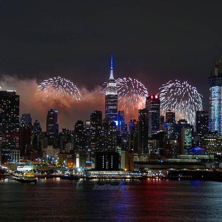 Happy 4th of July 
A photo from last year's fireworks show.