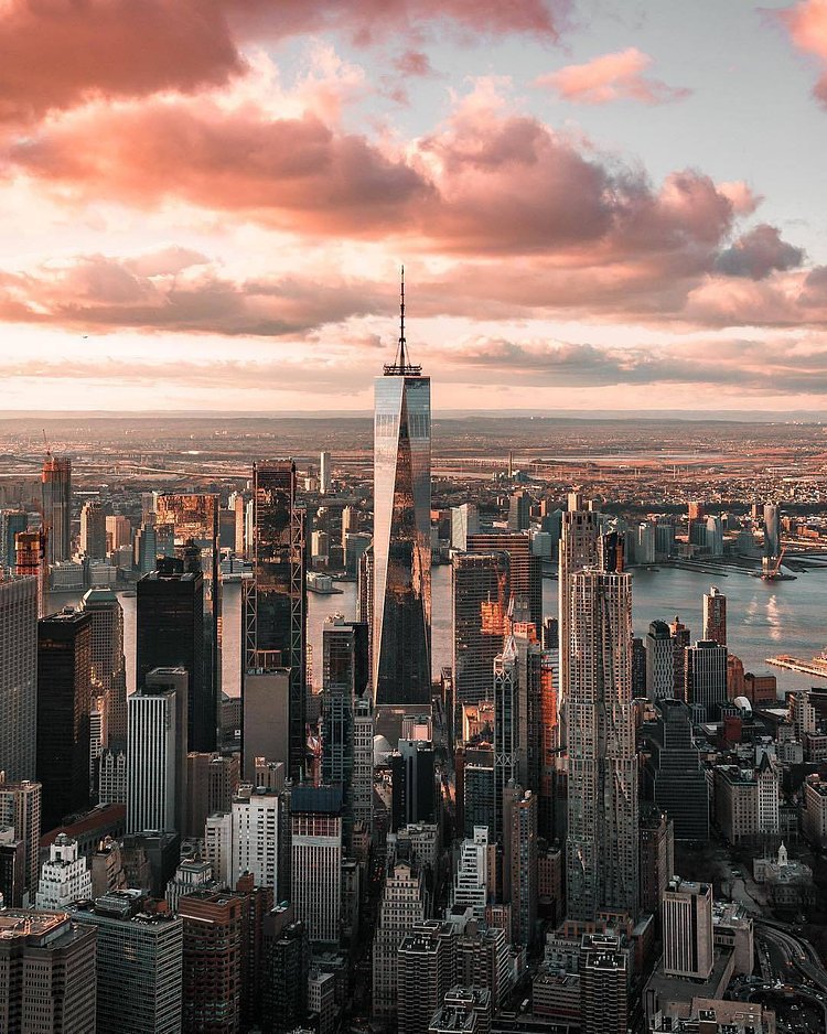 New York, New York. Photo via @joethommas #viewingnyc #nyc #newyork #newyorkcity