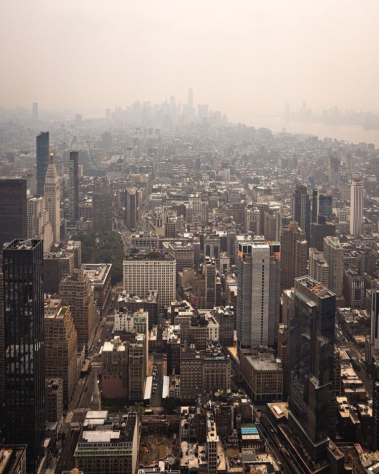 Lower Manhattan blanketed in haze and smoke from Western United States wildfires