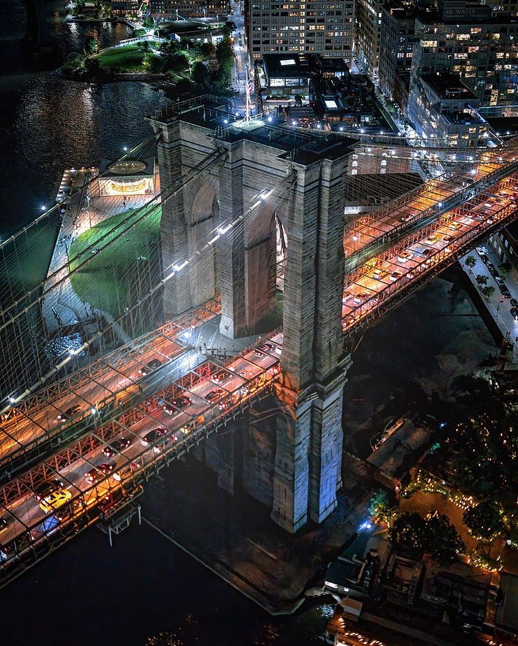 Brooklyn Bridge, New York